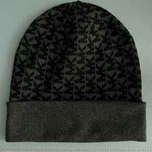Michael Kors winter hat